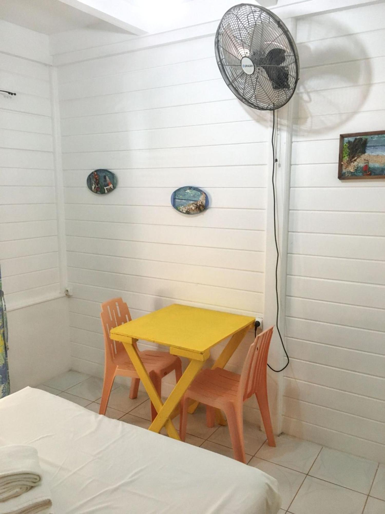 Villa Enchantee Avec Vue Sur Mer Et Piscine Au Carbet 르 카르베 외부 사진